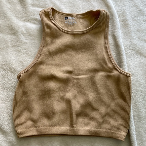 Crop top bundle. All small sizes. - Picture 2 of 3